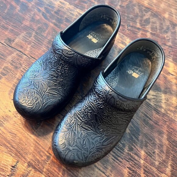 Dansko XP Floral Tooled Professional Clogs 37 - Picture 10 of 10